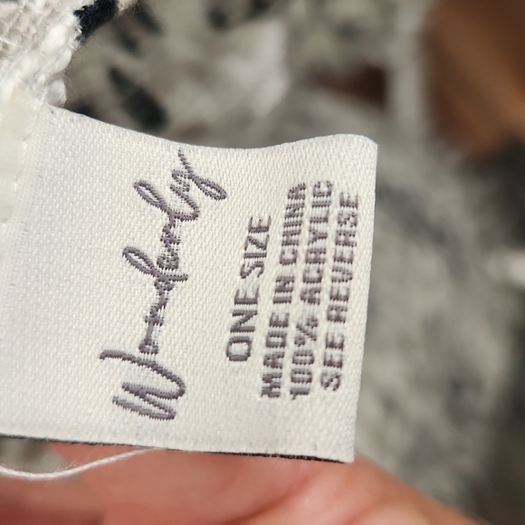 Wonderly Leopard Print Fringe Kimono - Picture 10 of 11